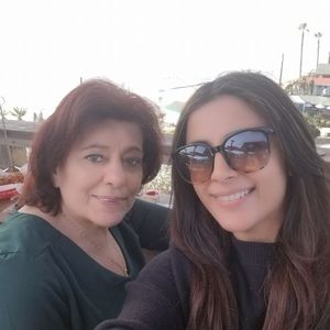 Meet your Posher, Hiam